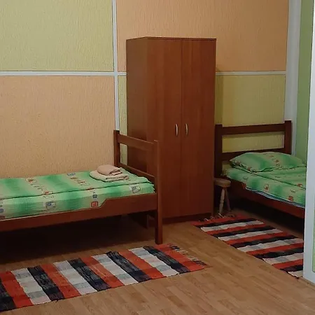 Hostel Cyclocamp & Skorenovac