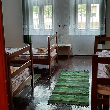 Hostel Cyclocamp & *